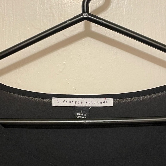 Lifestyle Attitude Blouse Size L- - Picture 3 of 6